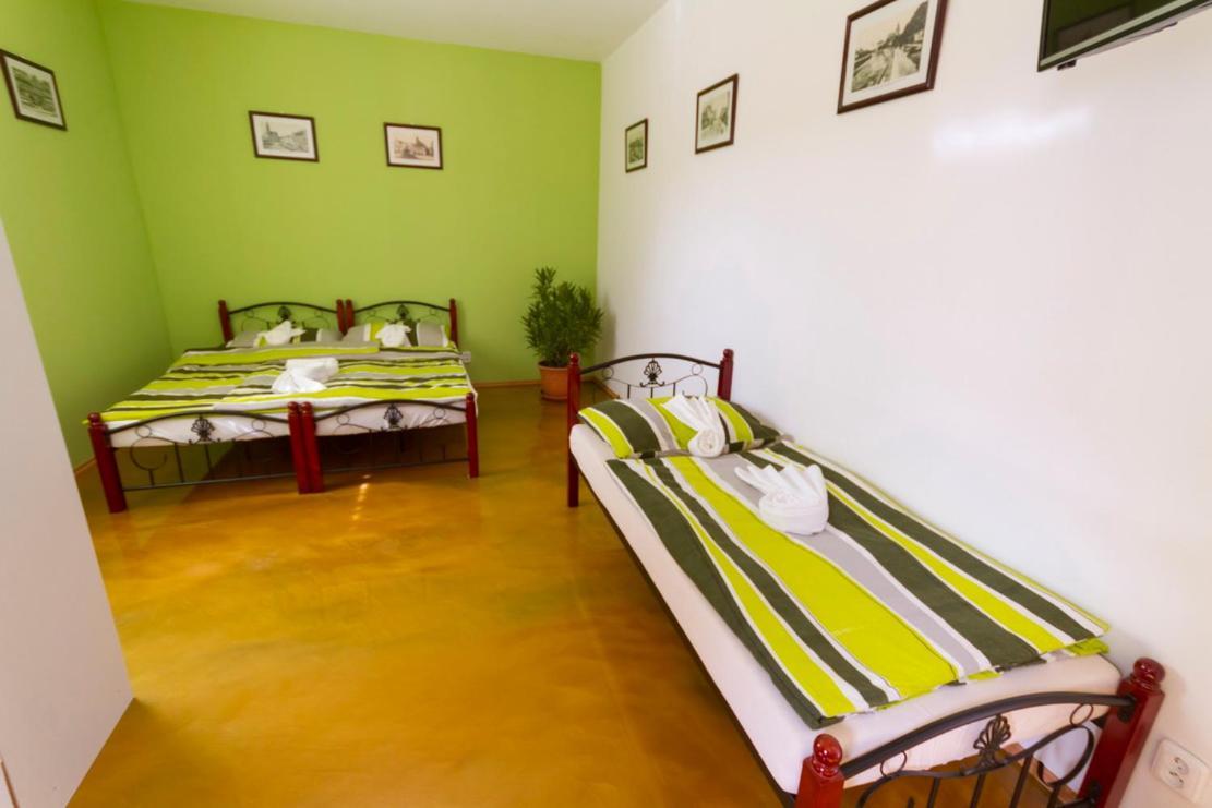 Apartmány Bowling Frýdlant Esterno foto